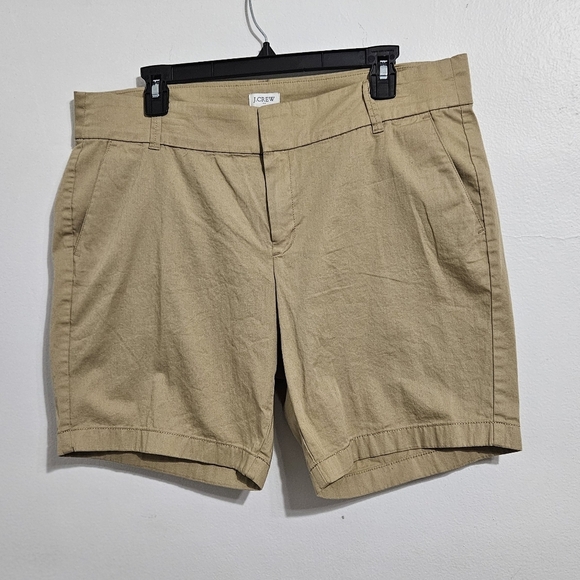 J Crew Chino midrise stretch tan shorts. Size 14. - Picture 1 of 5